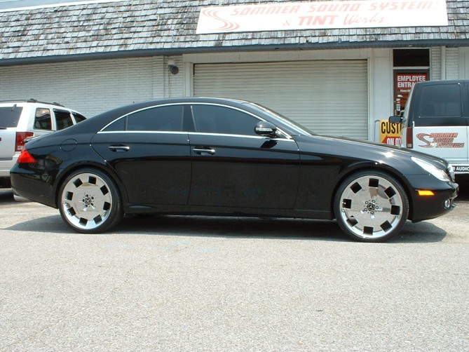 Image for 05 Mercedes Bens CLS500-old